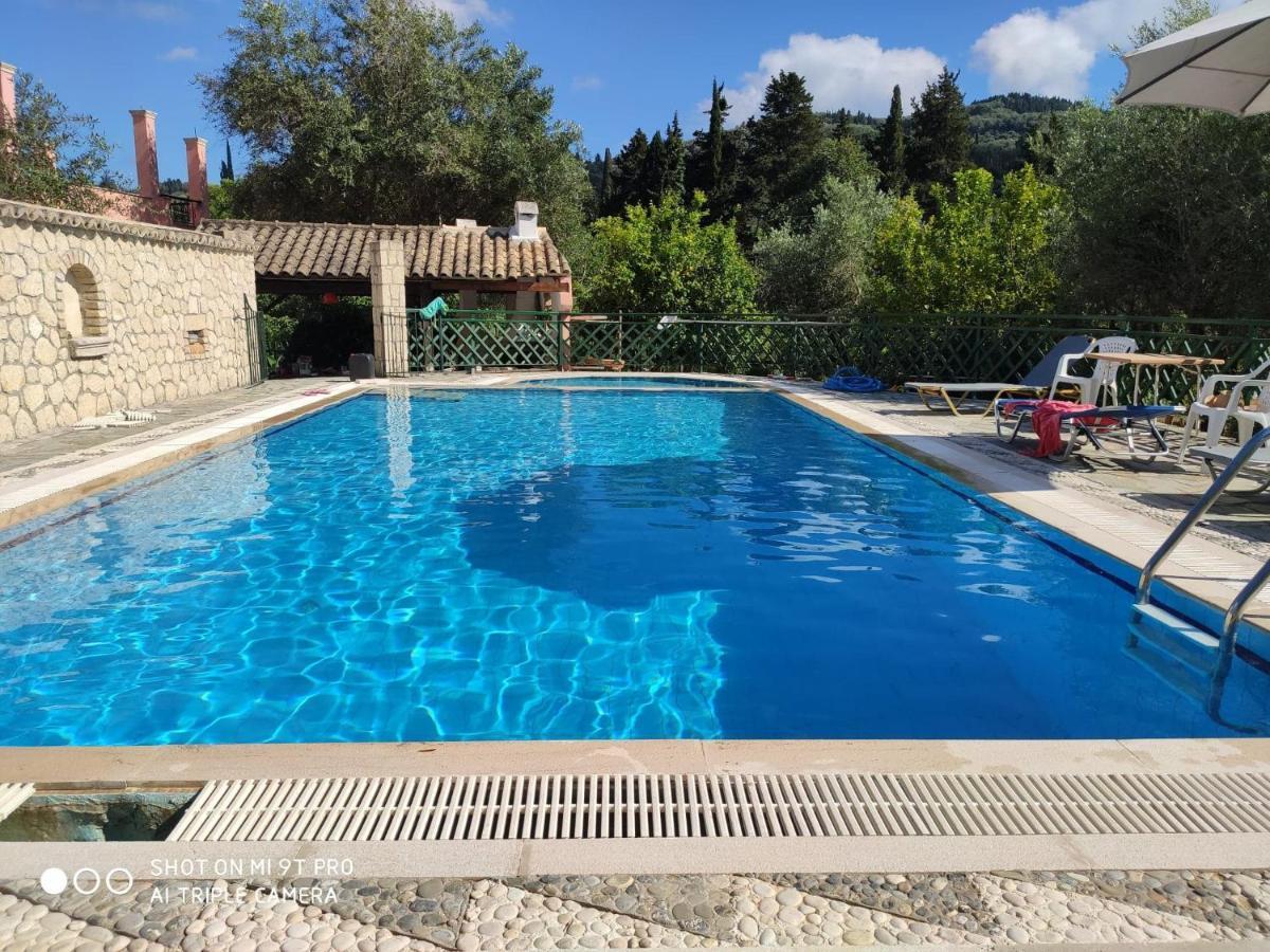 Pool Villa Grigoris Aspiotades المظهر الخارجي الصورة