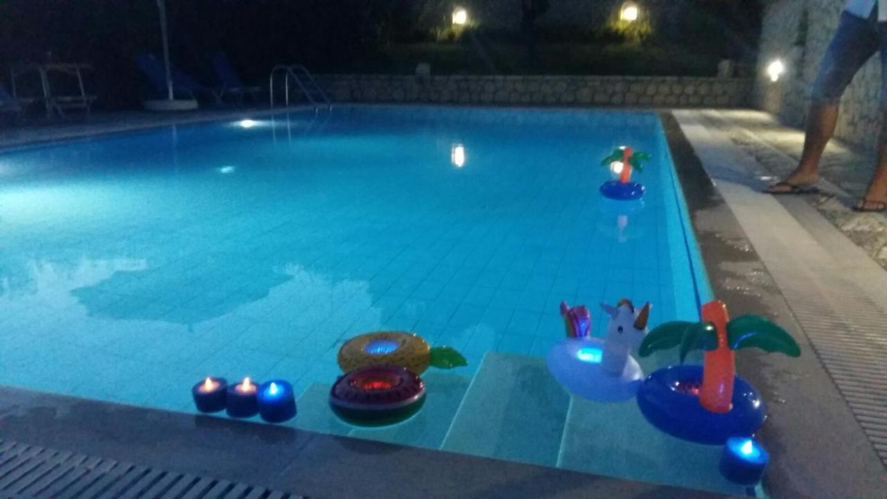Pool Villa Grigoris Aspiotades المظهر الخارجي الصورة