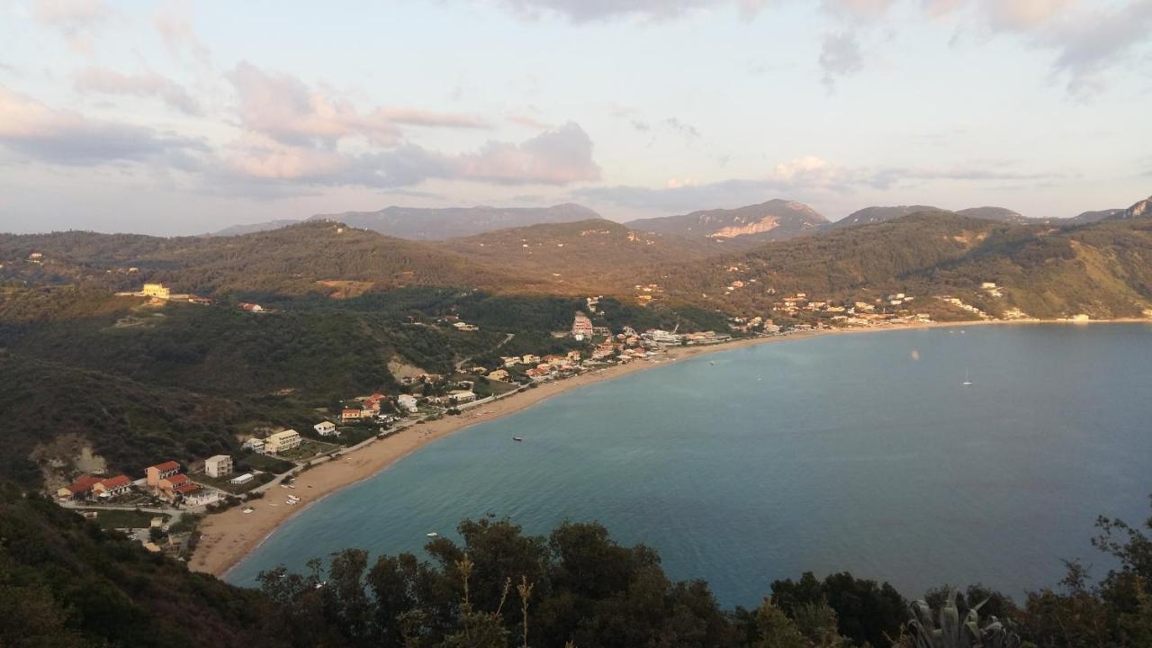 Pool Villa Grigoris Aspiotades المظهر الخارجي الصورة