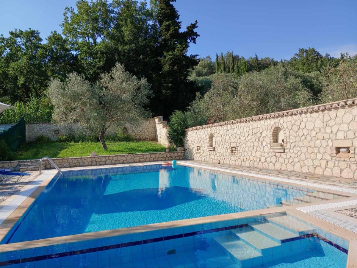 Pool Villa Grigoris Aspiotades المظهر الخارجي الصورة