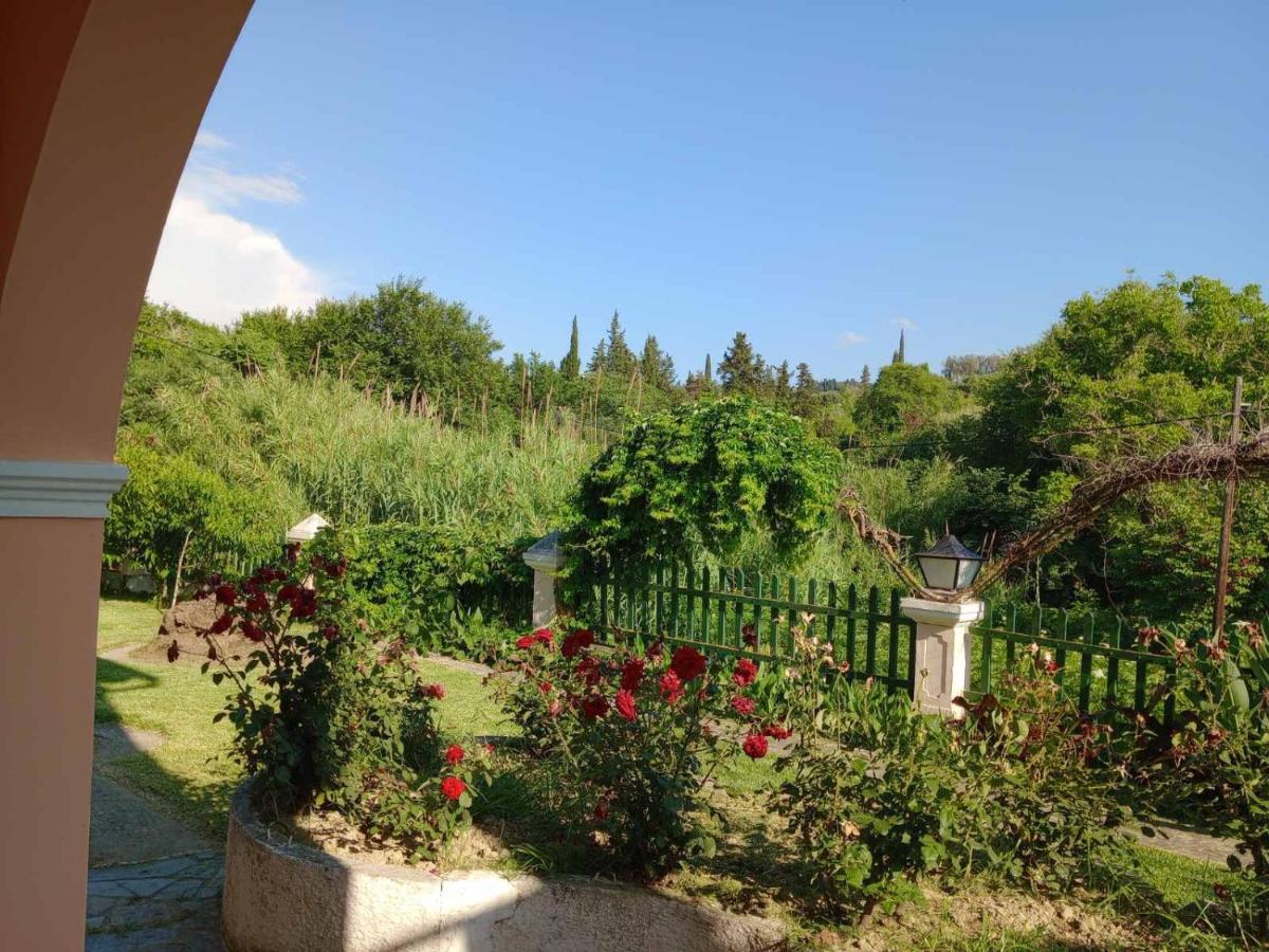 Pool Villa Grigoris Aspiotades المظهر الخارجي الصورة