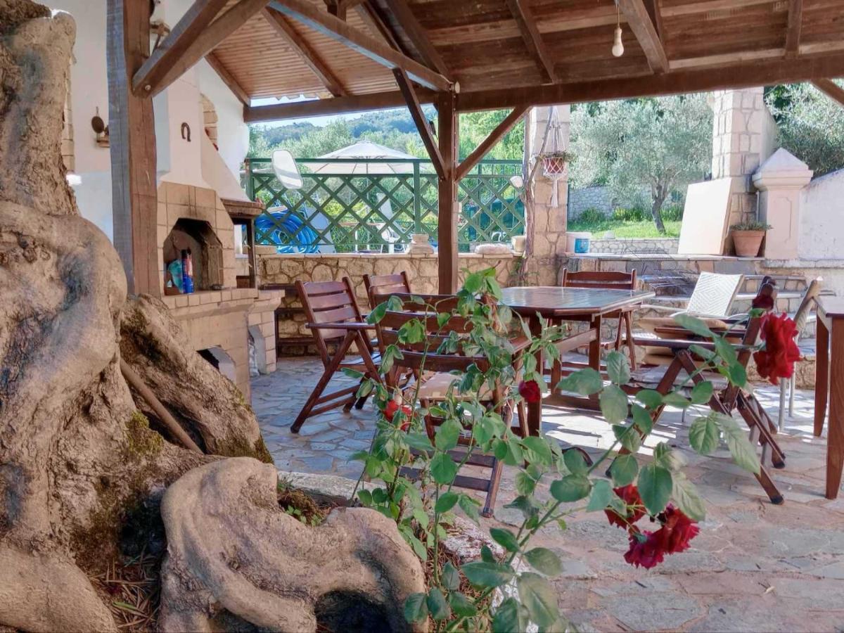 Pool Villa Grigoris Aspiotades المظهر الخارجي الصورة